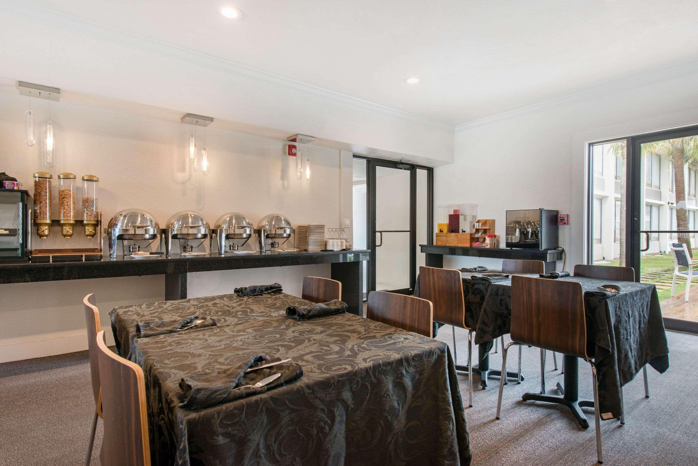 The West Wing Boutique Hotel 坦帕 外观 照片