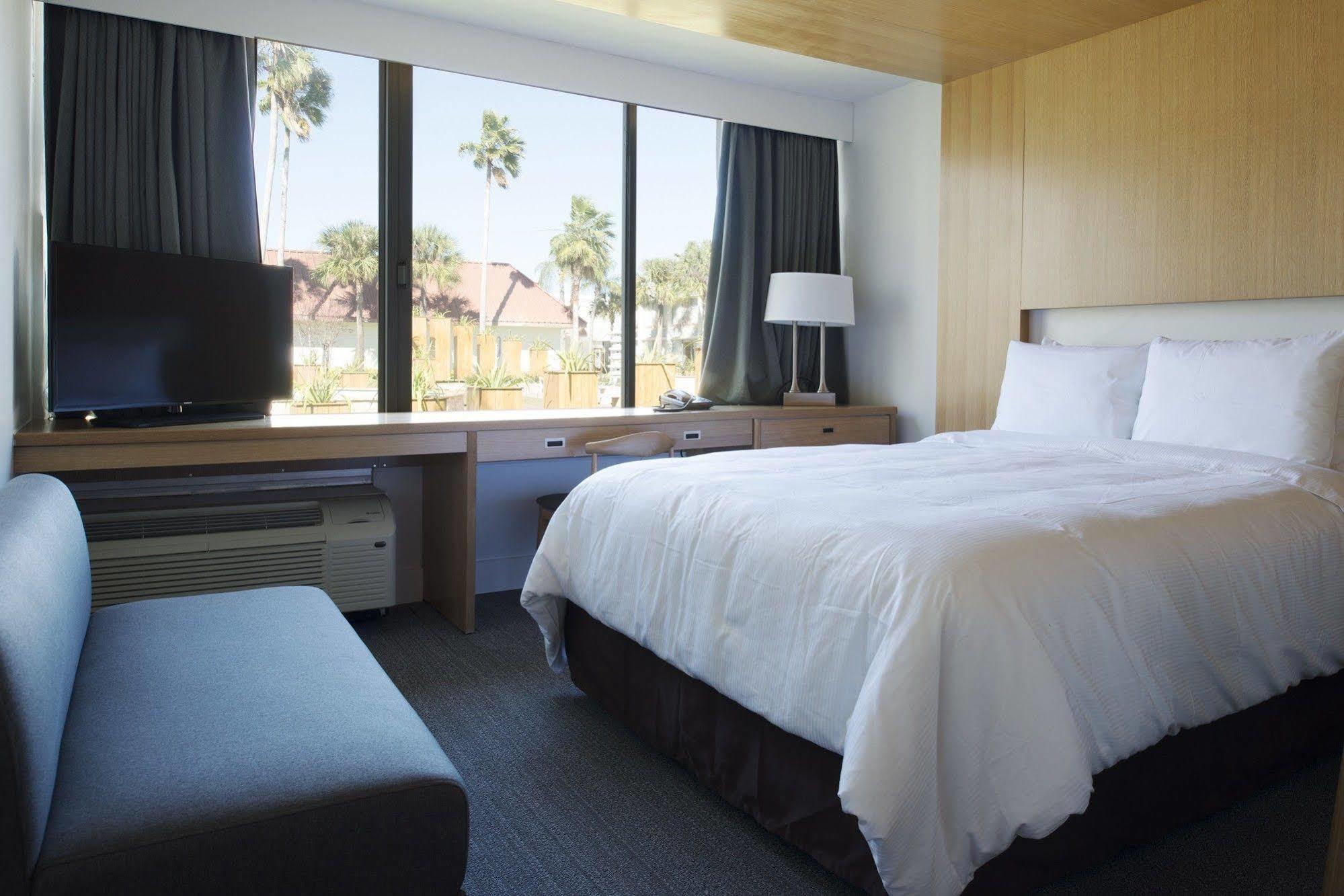 The West Wing Boutique Hotel 坦帕 外观 照片